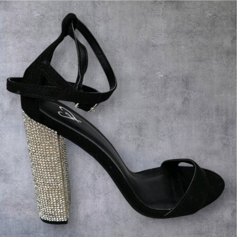 Vesta Black Faux Suede Rhinestone Embellished Peep Toe High Heels Size 7 Women's